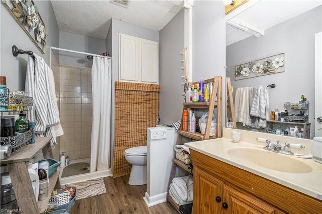 5607 Golden Needle Drive, Mcleansville, NC 27301