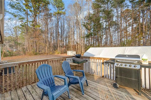 5607 Golden Needle Drive, Mcleansville, NC 27301