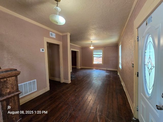 506 N Washington Street, Kaufman, TX 75142