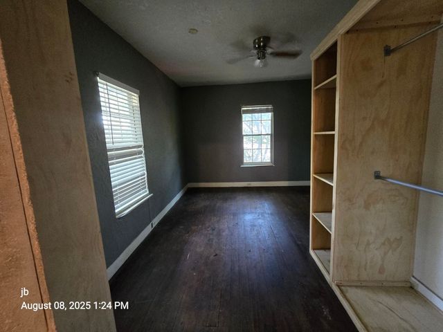 506 N Washington Street, Kaufman, TX 75142