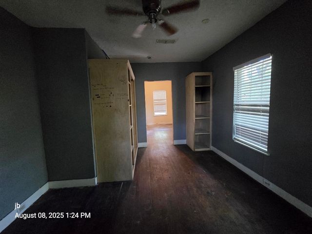 506 N Washington Street, Kaufman, TX 75142