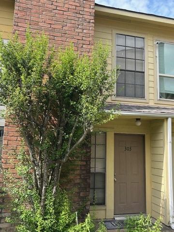 10501 South Drive 303, Houston, TX 77099