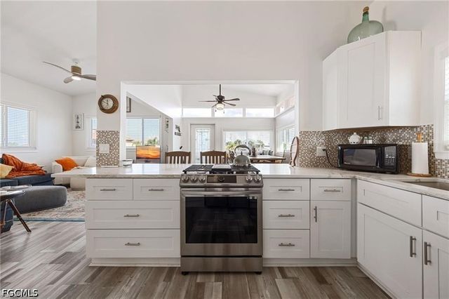 3620 Emerald AVE, St James City, FL 33956