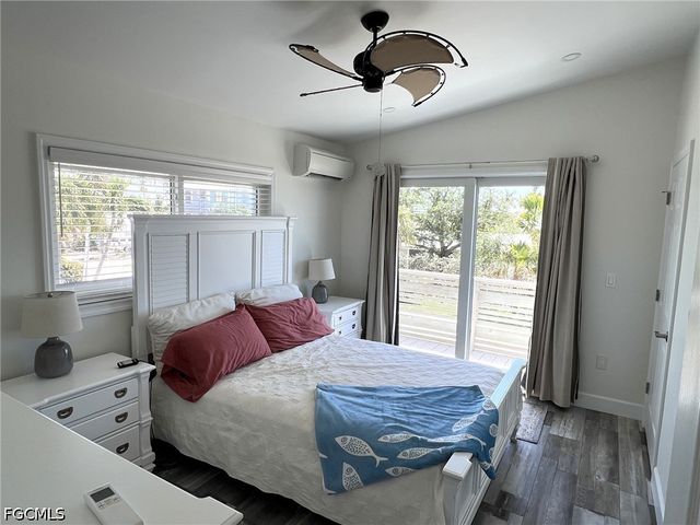 3620 Emerald AVE, St James City, FL 33956