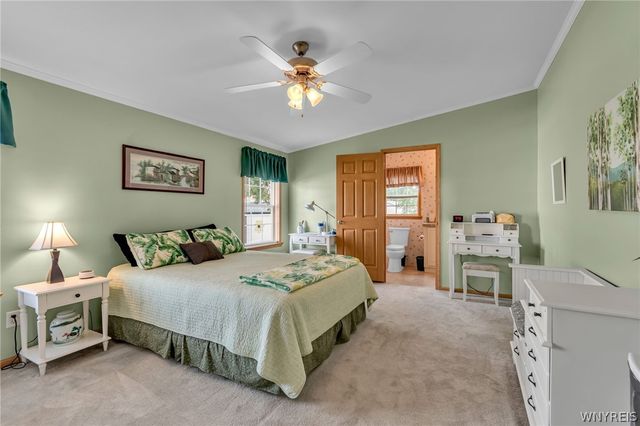 9834 Tottenham Avenue, Clarence, NY 14031