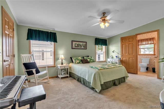 9834 Tottenham Avenue, Clarence, NY 14031
