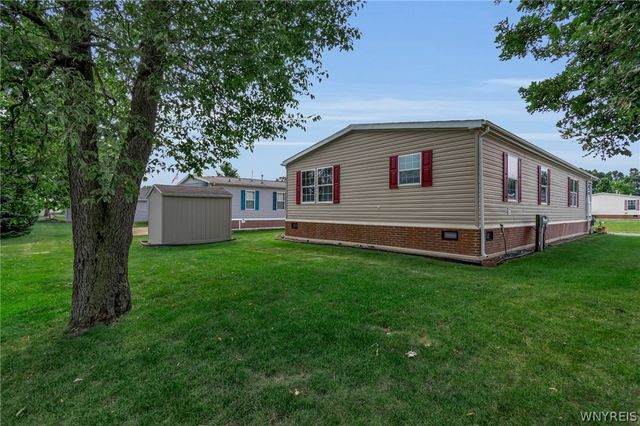 9834 Tottenham Avenue, Clarence, NY 14031