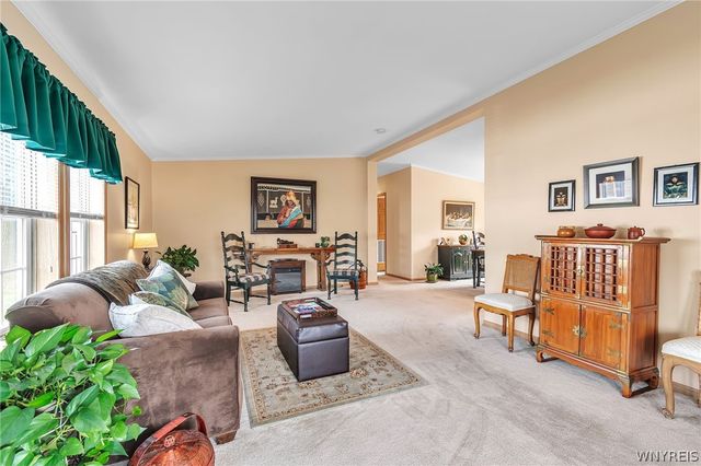 9834 Tottenham Avenue, Clarence, NY 14031