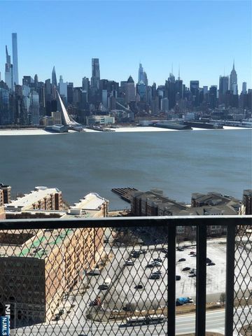 5701 Boulevard E 15 I, West New York, NJ 07093