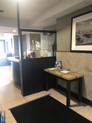 5701 Boulevard E 15 I, West New York, NJ 07093