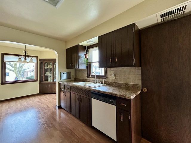 4461 S Adams AVENUE, Milwaukee, WI 53207