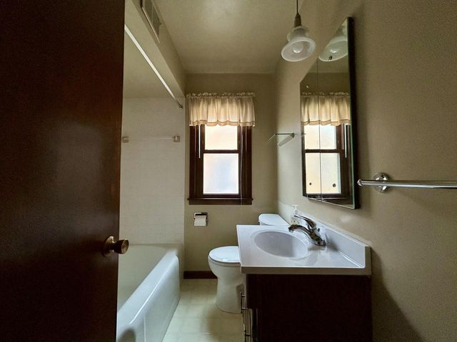 4461 S Adams AVENUE, Milwaukee, WI 53207