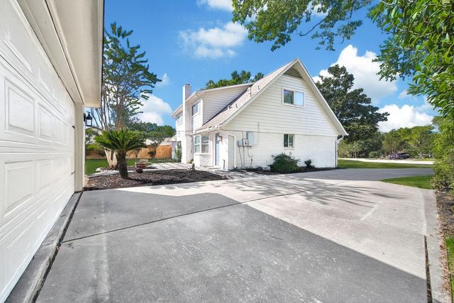12314 Westella Drive, Houston, TX 77077