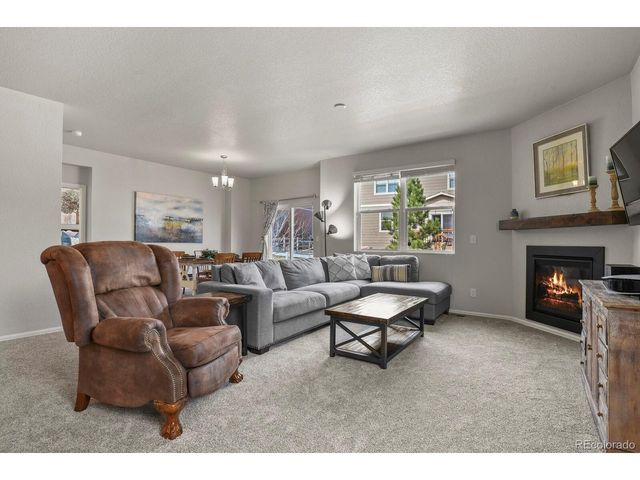 5907 Point Rider Cir, Castle Rock, CO 80104