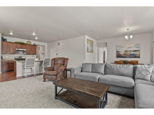 5907 Point Rider Cir, Castle Rock, CO 80104