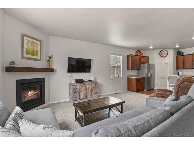 5907 Point Rider Cir, Castle Rock, CO 80104