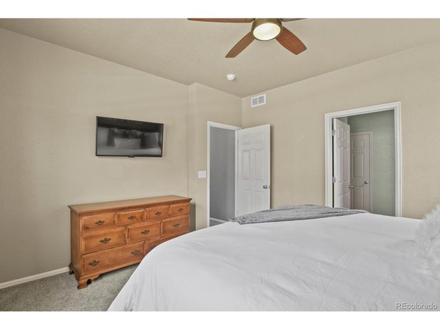 5907 Point Rider Cir, Castle Rock, CO 80104