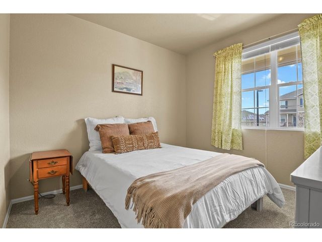 5907 Point Rider Cir, Castle Rock, CO 80104