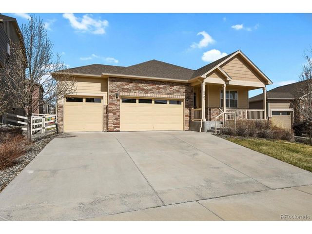 5907 Point Rider Cir, Castle Rock, CO 80104