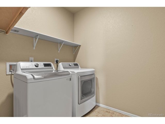 5907 Point Rider Cir, Castle Rock, CO 80104