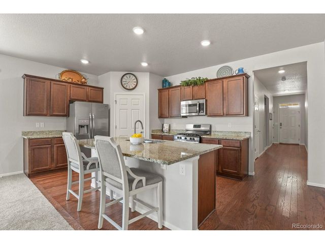 5907 Point Rider Cir, Castle Rock, CO 80104