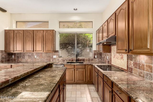 1880 E Dava Drive, Tempe, AZ 85283