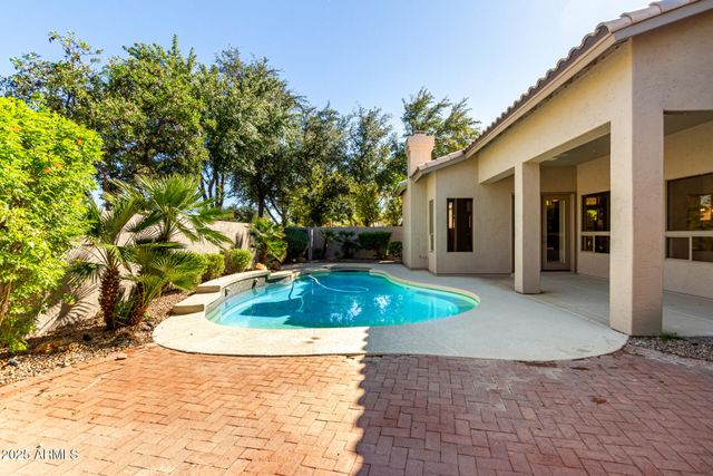 1880 E Dava Drive, Tempe, AZ 85283