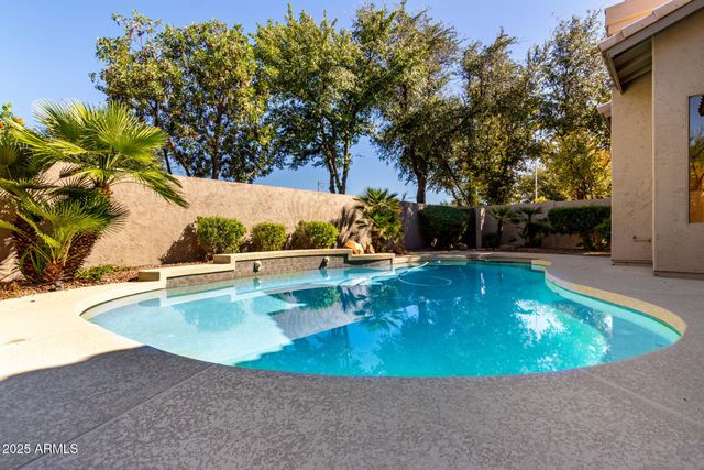 1880 E Dava Drive, Tempe, AZ 85283