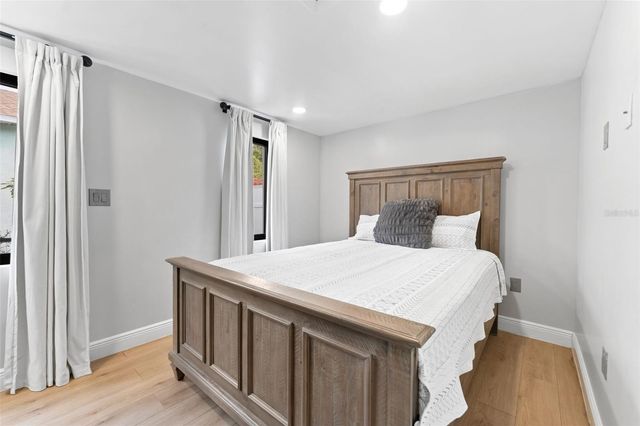 8835 W PATTERSON STREET, Tampa, FL 33615