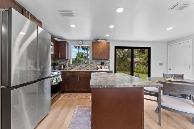 8835 W PATTERSON STREET, Tampa, FL 33615