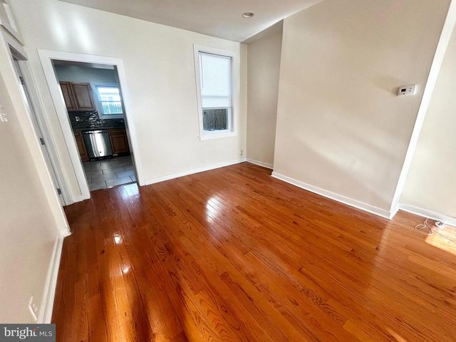 2105 W SEYBERT ST, Philadelphia, PA 19121