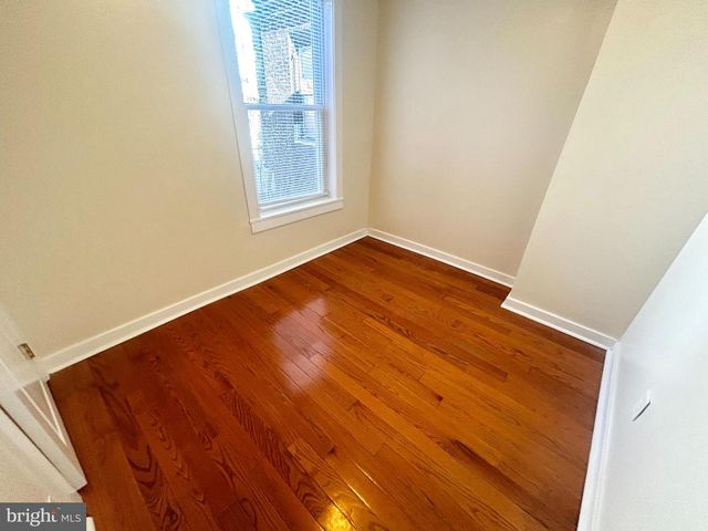 2105 W SEYBERT ST, Philadelphia, PA 19121