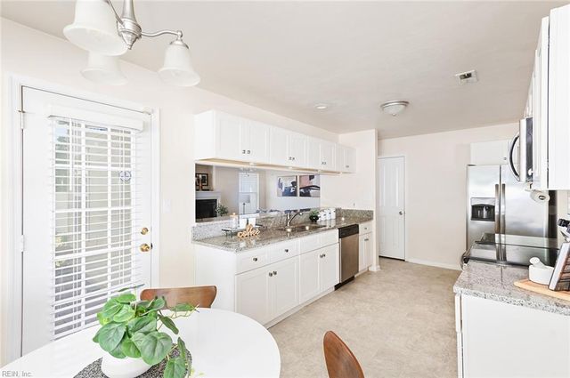 3602 Halter CV, Suffolk, VA 23435