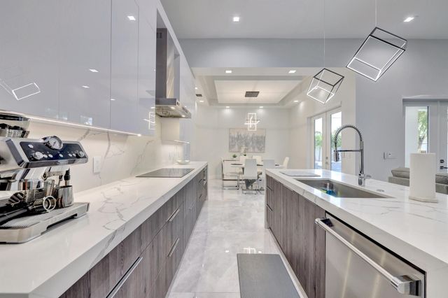 3291 SE West Snow Road, Port St Lucie, FL 34984