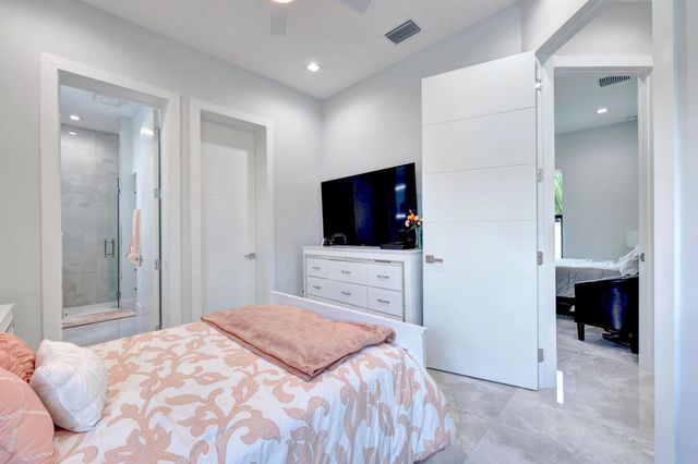 3291 SE West Snow Road, Port St Lucie, FL 34984