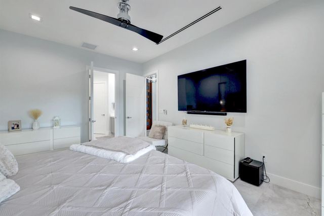 3291 SE West Snow Road, Port St Lucie, FL 34984