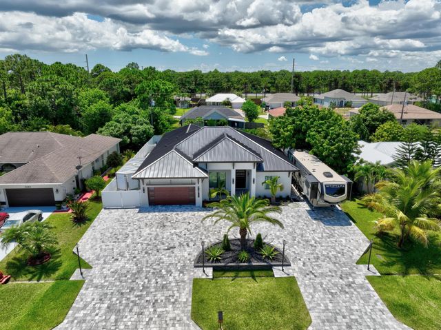 3291 SE West Snow Road, Port St Lucie, FL 34984