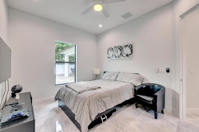 3291 SE West Snow Road, Port St Lucie, FL 34984