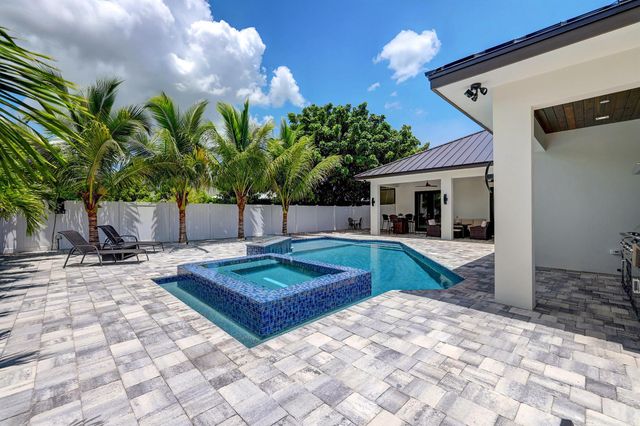 3291 SE West Snow Road, Port St Lucie, FL 34984