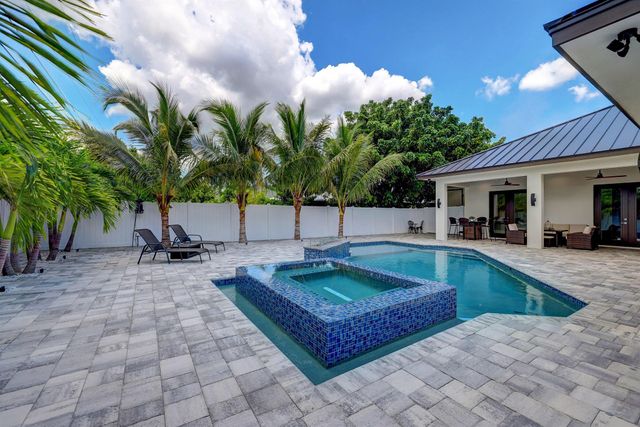 3291 SE West Snow Road, Port St Lucie, FL 34984