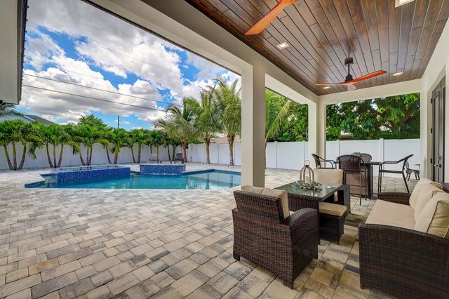 3291 SE West Snow Road, Port St Lucie, FL 34984