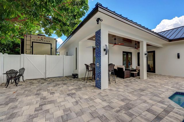 3291 SE West Snow Road, Port St Lucie, FL 34984