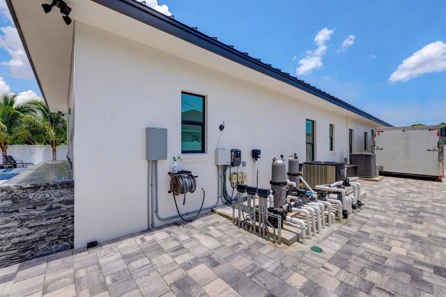 3291 SE West Snow Road, Port St Lucie, FL 34984