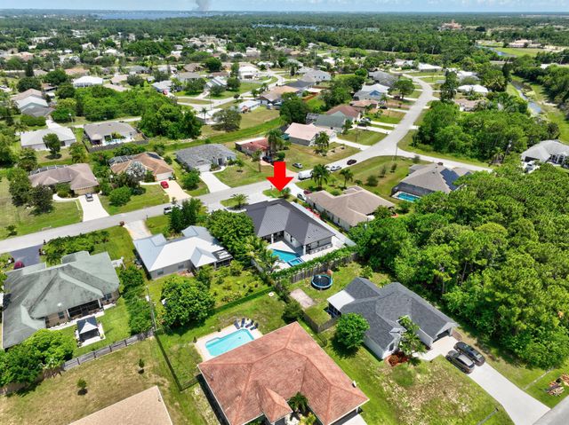 3291 SE West Snow Road, Port St Lucie, FL 34984