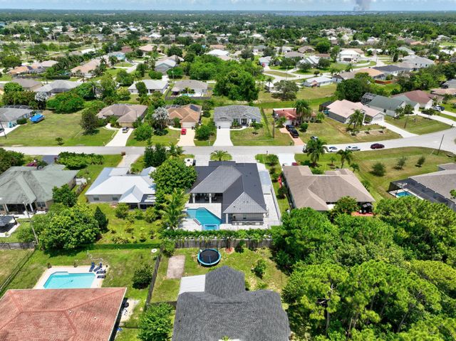 3291 SE West Snow Road, Port St Lucie, FL 34984