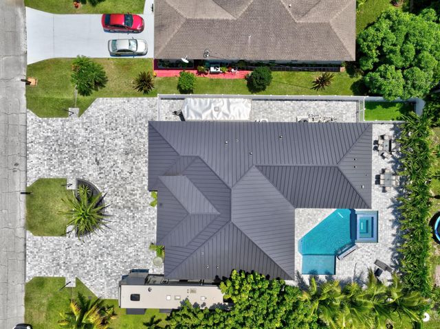 3291 SE West Snow Road, Port St Lucie, FL 34984