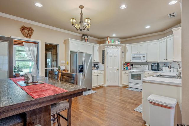 315 COUNTY RD 3660, Hawkins, TX 75765