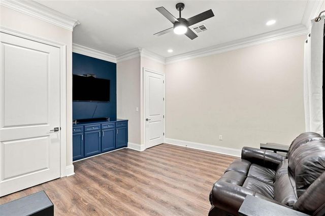 1127 Baker Road, Westlake, LA 70669
