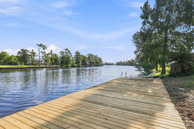 1127 Baker Road, Westlake, LA 70669