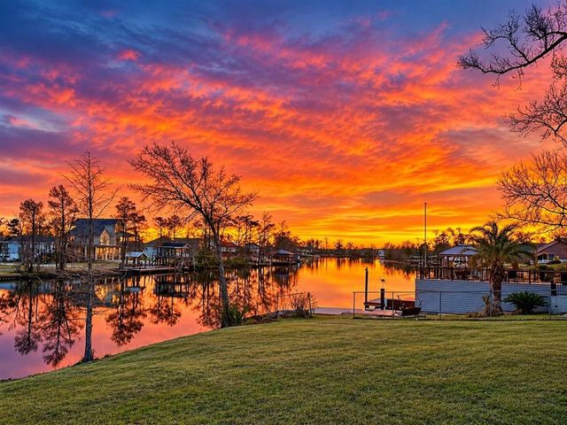1127 Baker Road, Westlake, LA 70669